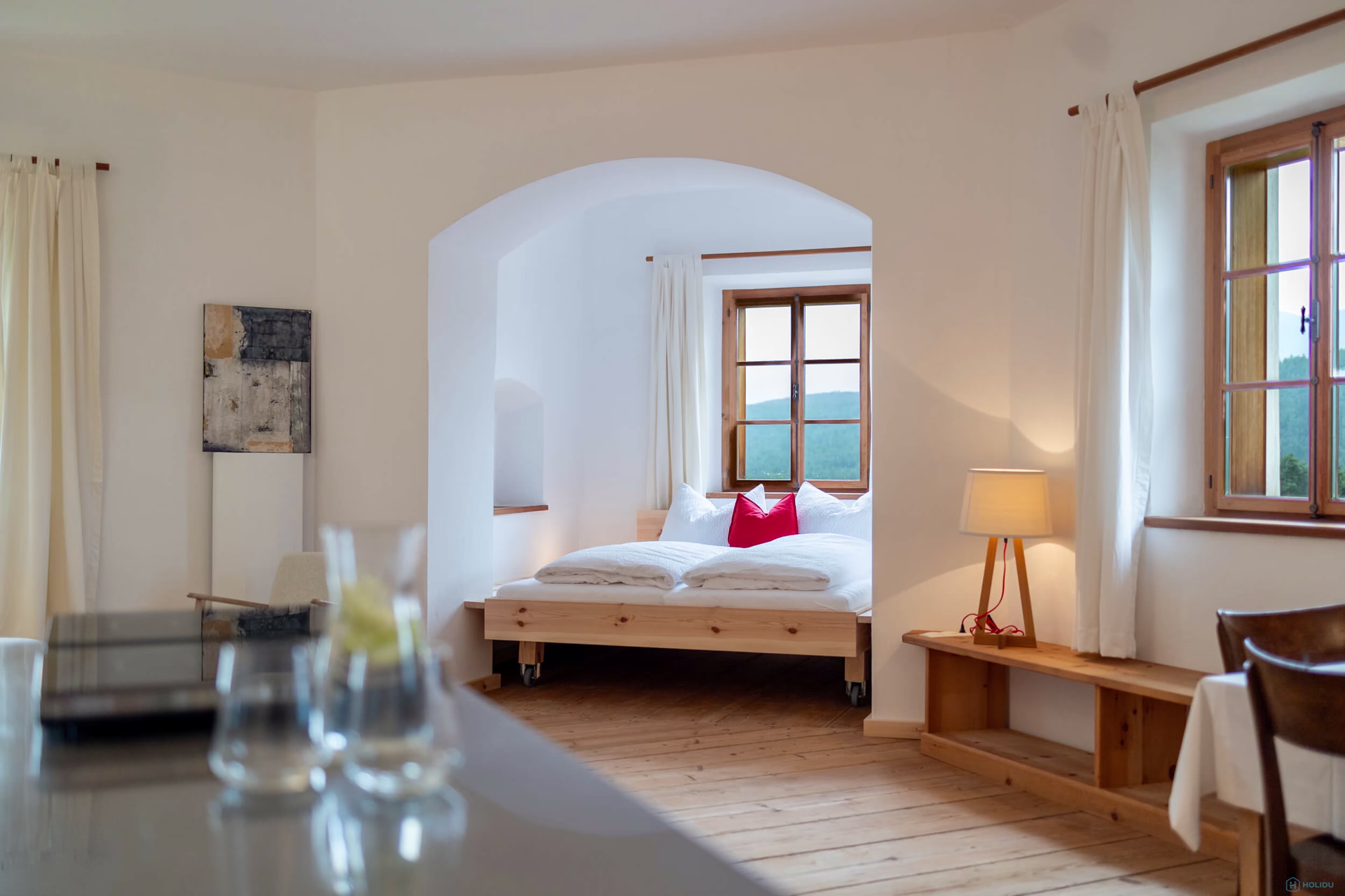 Erker Suite interior 1