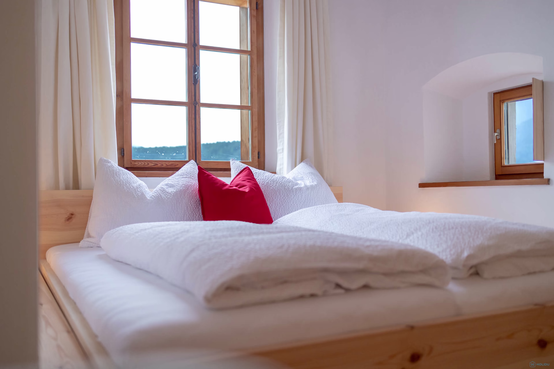 Erker Suite interior 2