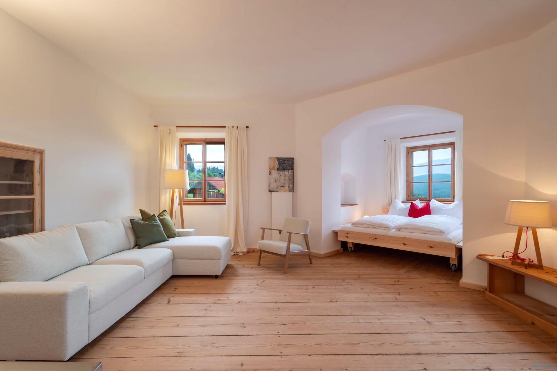 Erker Suite interior 20