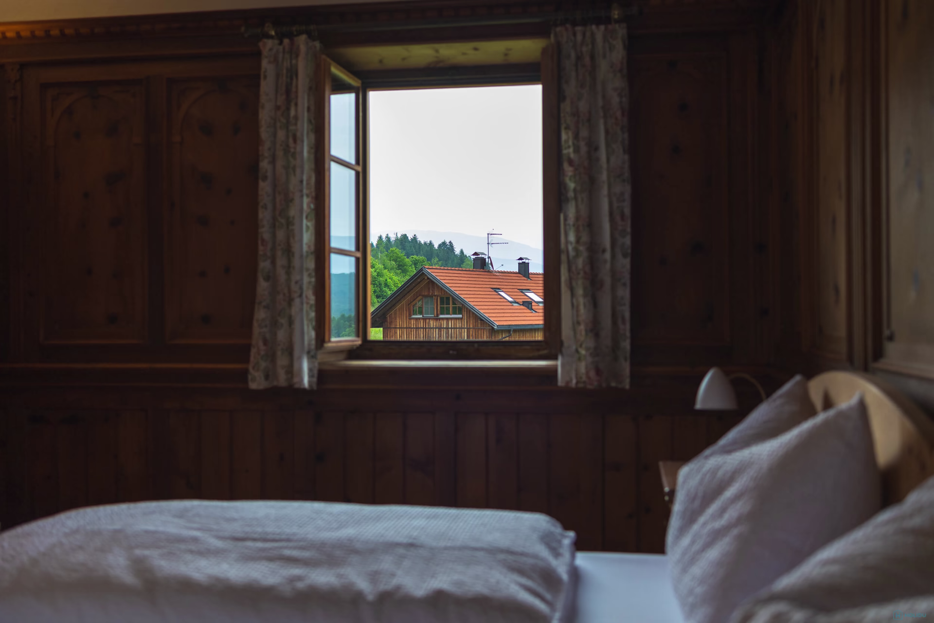 Erker Suite interior 25