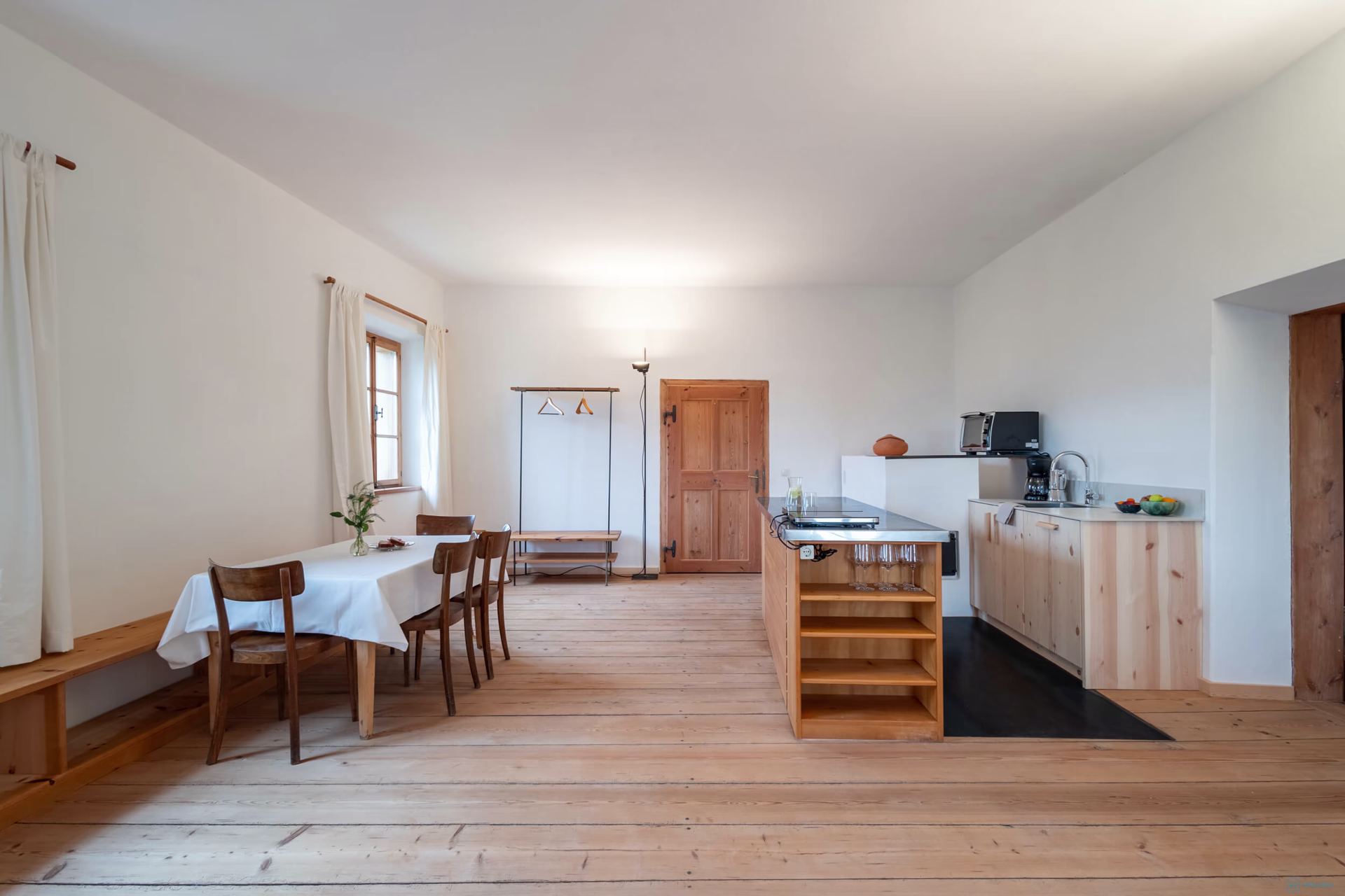 Erker Suite interior 5
