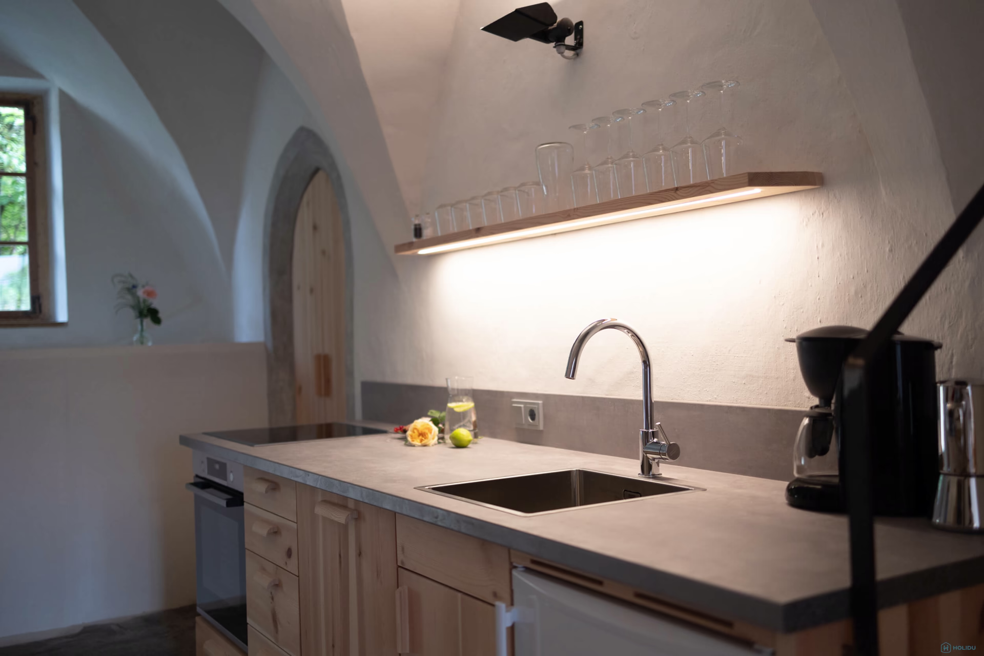 Apartment Gotik interior 16